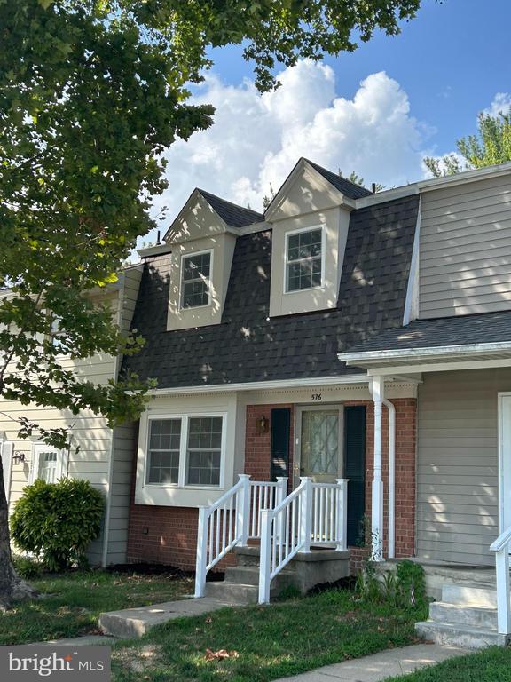 Photo - 576 Millshire Dr Townhome