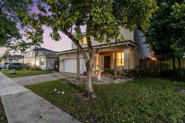 Photo - 657 SE 31st Ave
