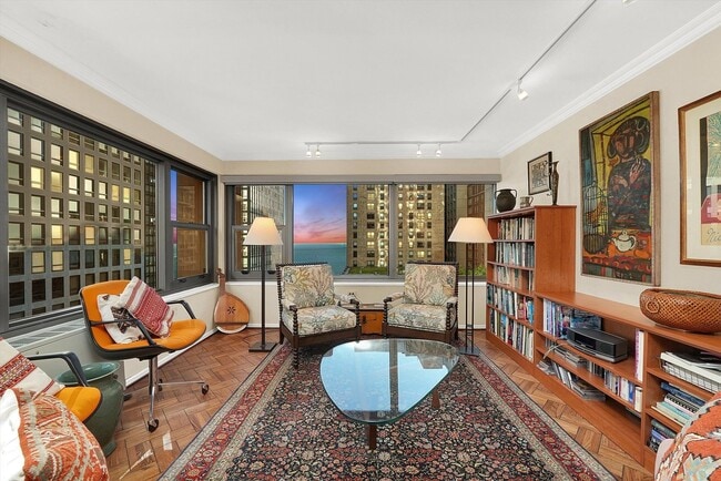 Photo - 247 E Chestnut St Unit 1301