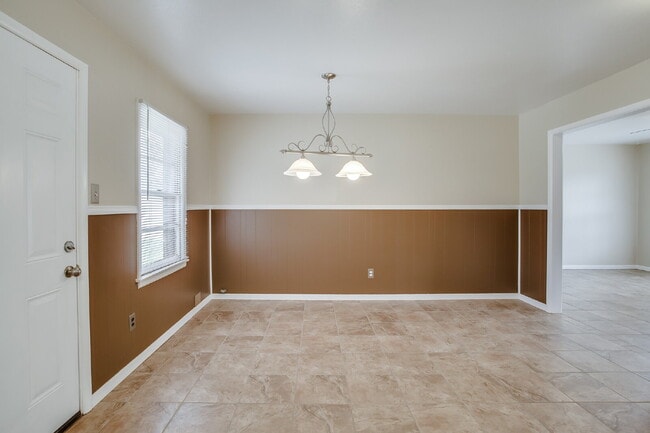 Photo - Fantastic home at a fantastic price!