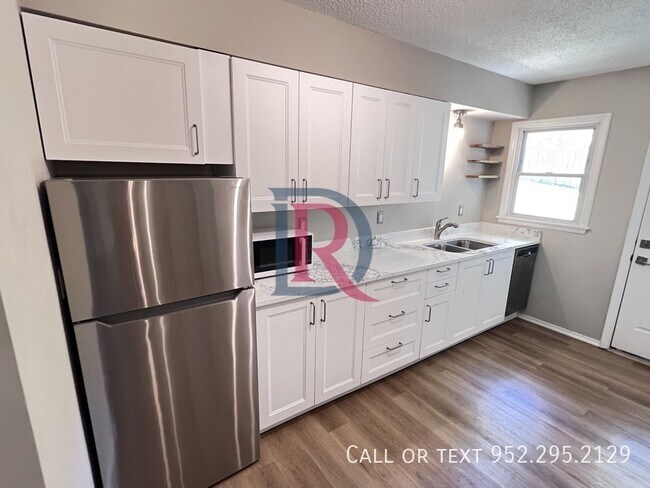 Photo - 13702 Country Ln