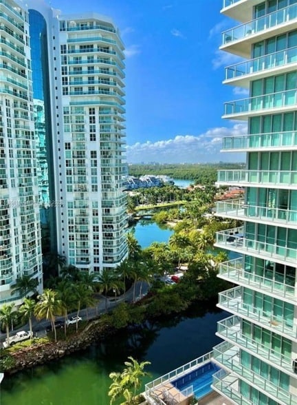 Building Photo - 250 Sunny Isles Blvd Unit 3-1603 Rental