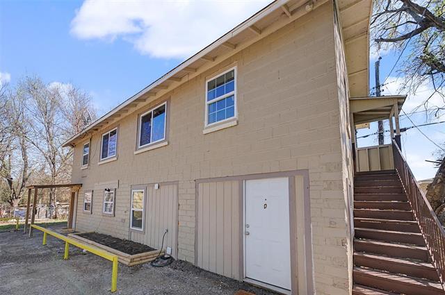 Building Photo - 9021 White Settlement Rd Unit D