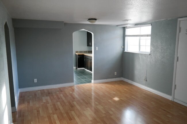 Photo - 2110 King St