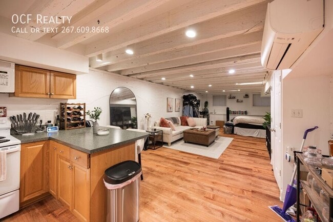 Photo - 1728 Spruce St Unidad B