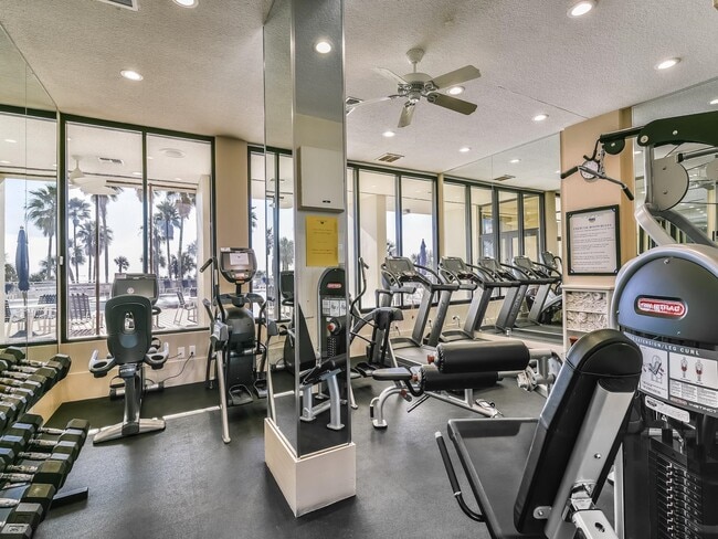 Photo - 1401 E Beach Dr Unidad 112