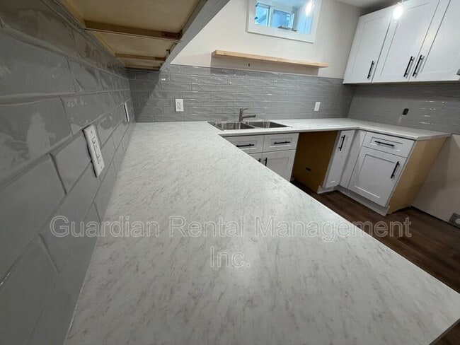 Photo - 182 Seneca Crescent Unité Lower