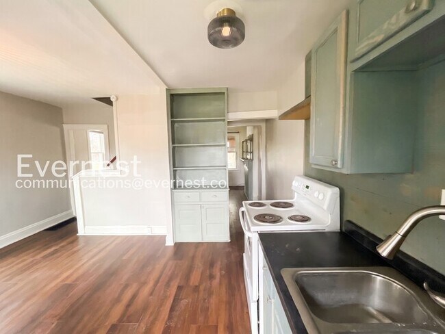 Photo - 444 E Woodrow Ave