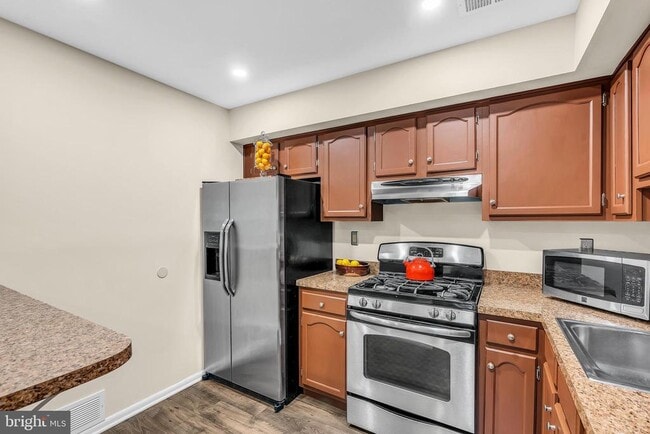 Photo - 103 Claridge Ct Unit 1
