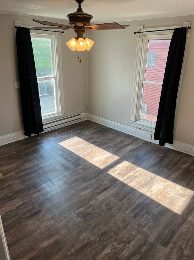 Photo - 206 S Monroe St Unit 206 Upper