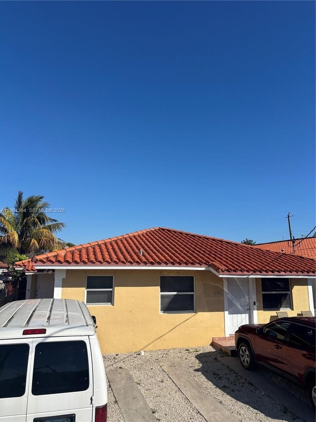 Building Photo - 4761 NW Flagler Terrace Unit 4763