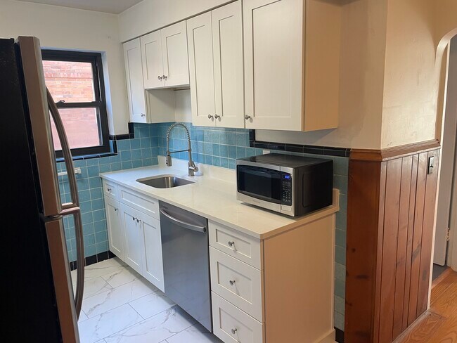 Photo - 3941 Millsbrae Ave Unidad A