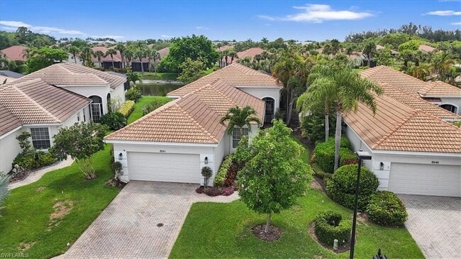 8541 Peppertree Way