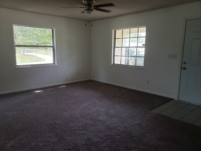 Photo - 41 Hydrangea Ln