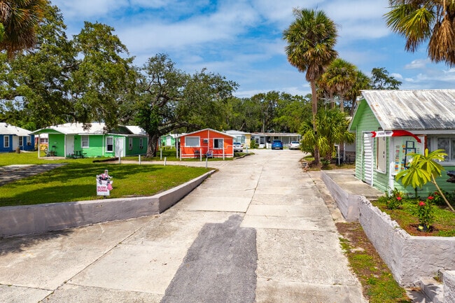 2664 Pineapple Ave Melbourne, FL 32935 - Rocky Water Park