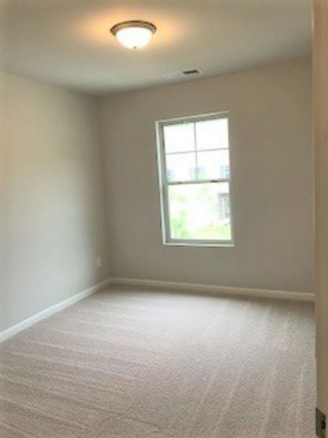 Photo - 3 Bedroom Townhome in Jonesboro!