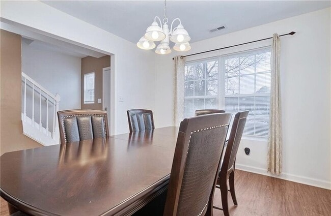 Photo - 1466 Oliver Ave