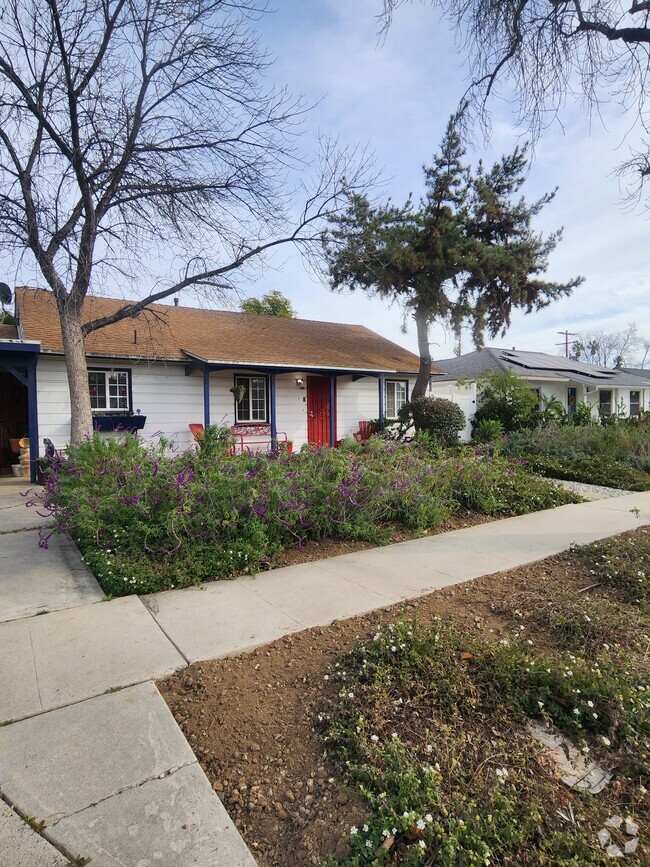 Front of House - 7248 Shoshone Ave Rental