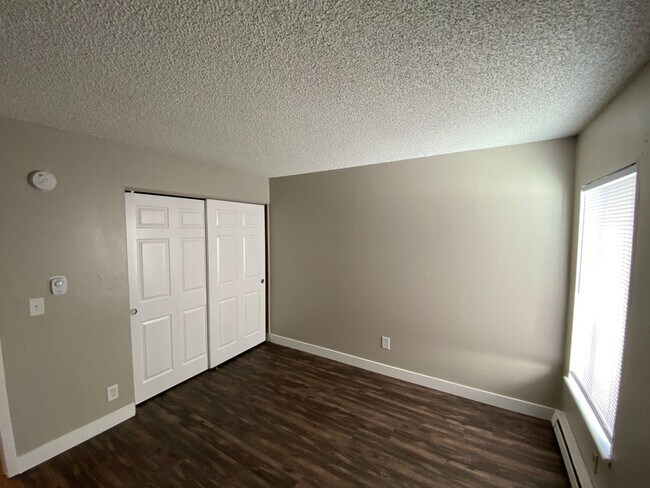 Photo - Remodeled 2 Bed 1 Bath Unit Near Children’s Hospital! Unit 13160