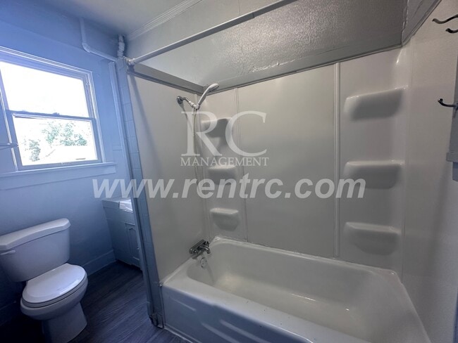 Photo - 1434 Walnut-