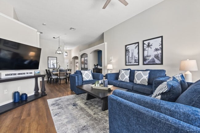 Photo - 8022 King Palm Cir Unit ID1290670P