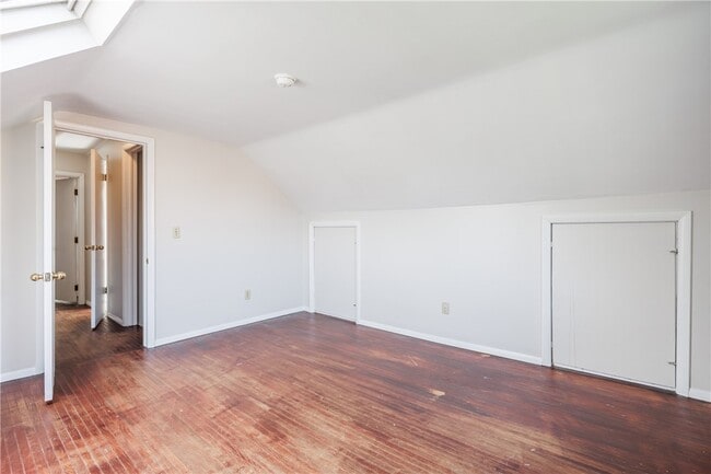 Photo - 26 Clearview Ave