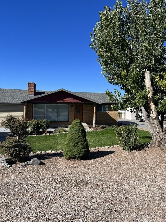 Building Photo - Harrisville