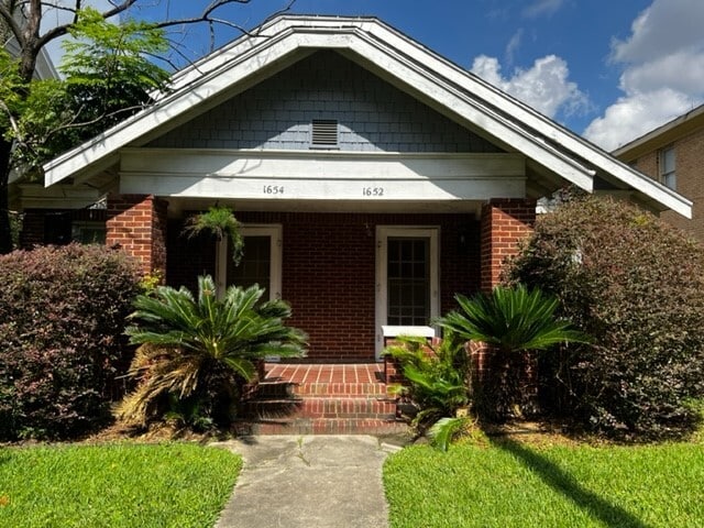 Building Photo - 1654 Hawthorne St Rental