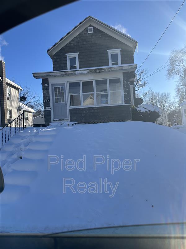 Building Photo - 425 W American St