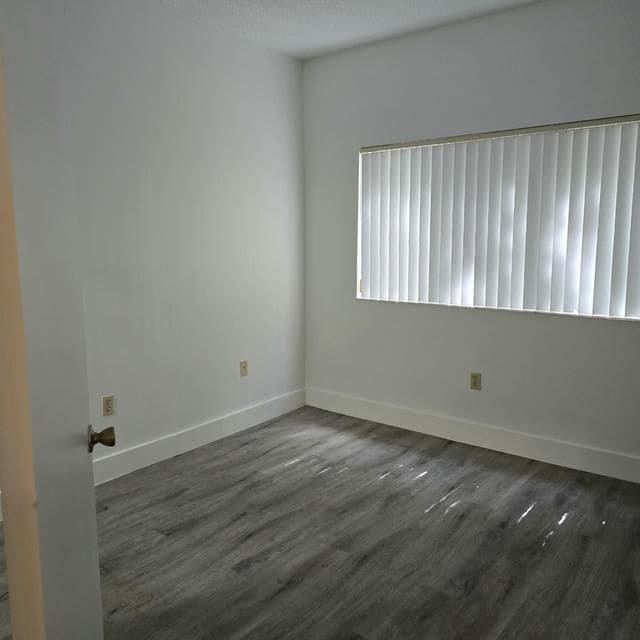 Photo - 2445 SW 18th Terrace Unidad 902
