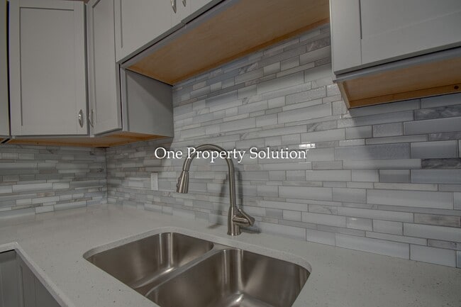 Photo - 2612 Marshalltown Dr