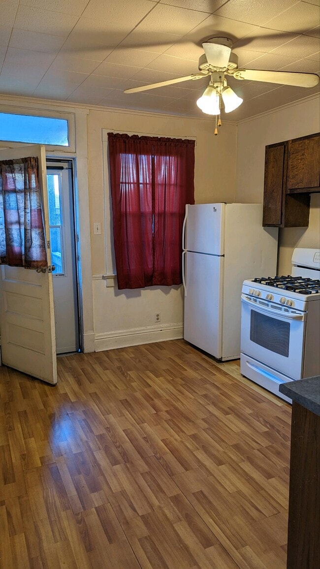 Photo - 730 Maplewood Ave