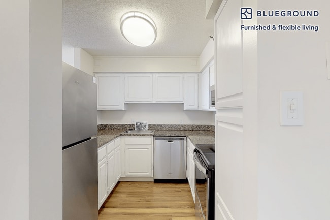 Photo - 2251 Pimmit Dr Unidad FL2-ID6807A