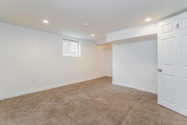 Photo - Fantastic 3bd/2ba home! Let yourself in!