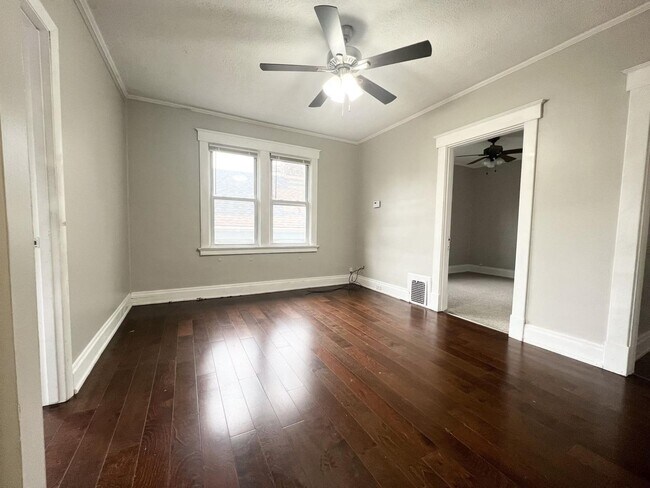 Photo - 2861 Marshall Ave Unit 2