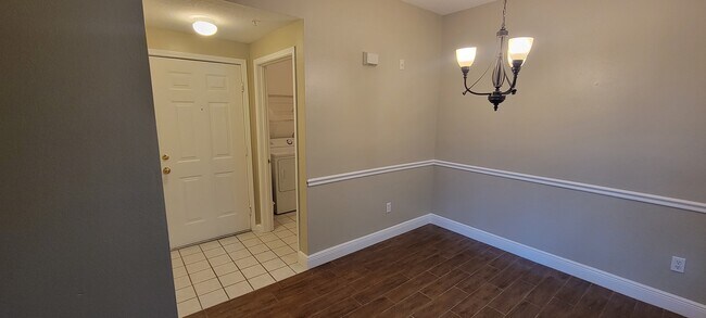 Photo - 14304 Fredricksburg Dr Unit 408