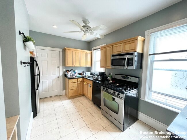 Photo - 797 Columbia Rd Unit 3