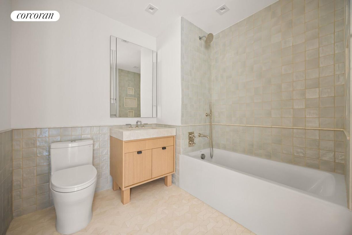 Photo - 222 E Broadway