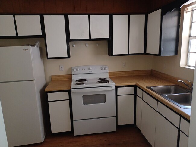 Photo - Beautiful 3bd/2ba home ready to rent