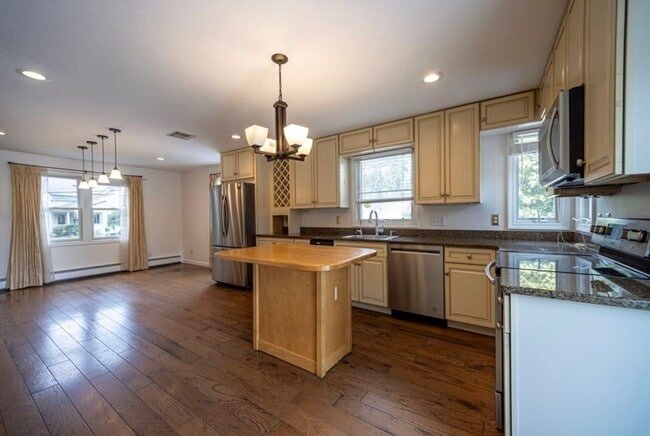 10 Birch Rd