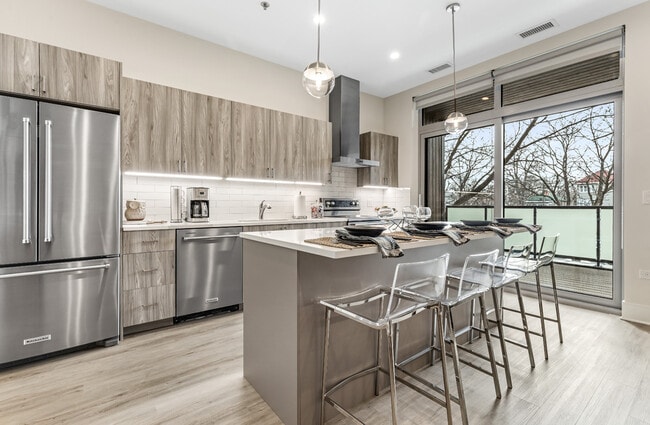 Photo - 435 Madison St Unit 207