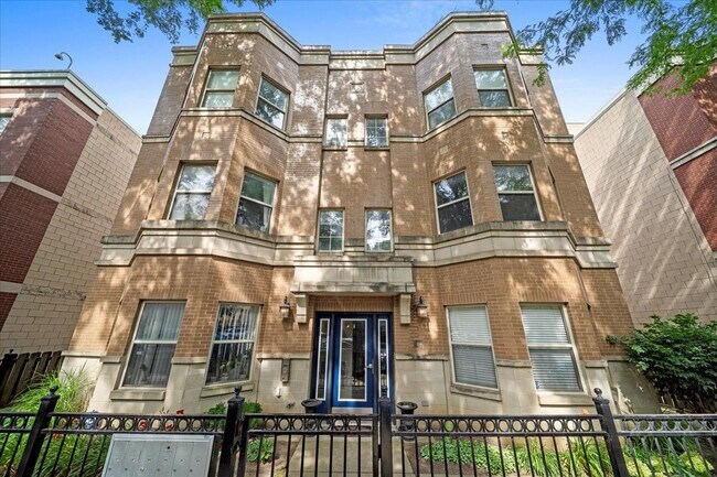 Photo - 1022 S Racine Ave Condo Unit 102