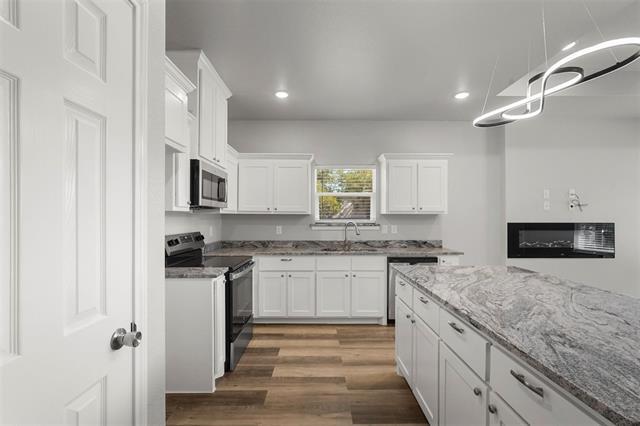 Photo - 2406 Beecha St