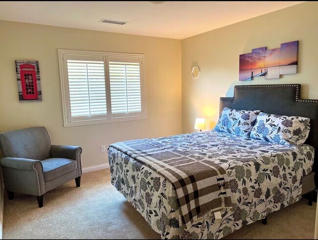 Photo - Super Great Deal on this fully furnished 4 BD 2 BA house with a Pool and Solar
