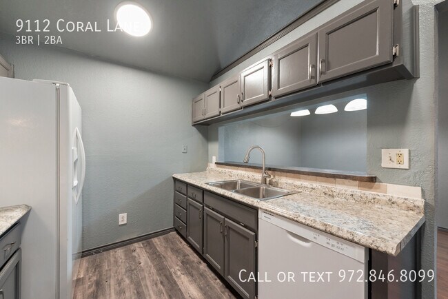 Photo - 9112 Coral Ln