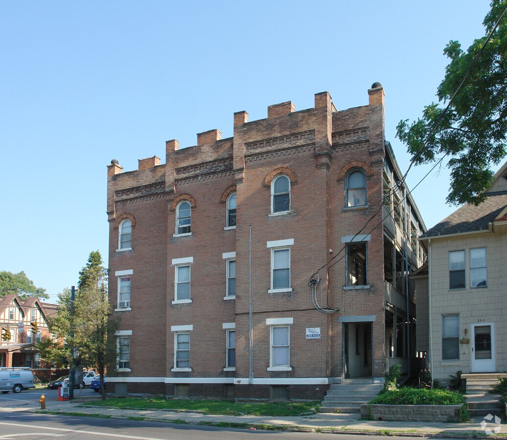 Photo - Neil Ave 1430-1436 TPP