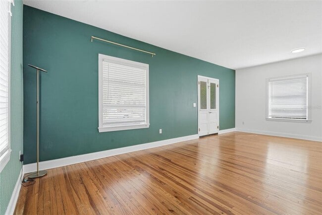 Photo - 1406 E Ridgewood St