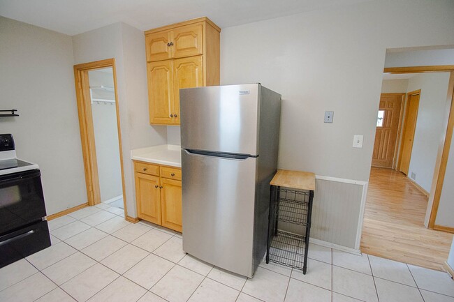 Photo - 3BR Home on Large Corner Lot – NW Rochester