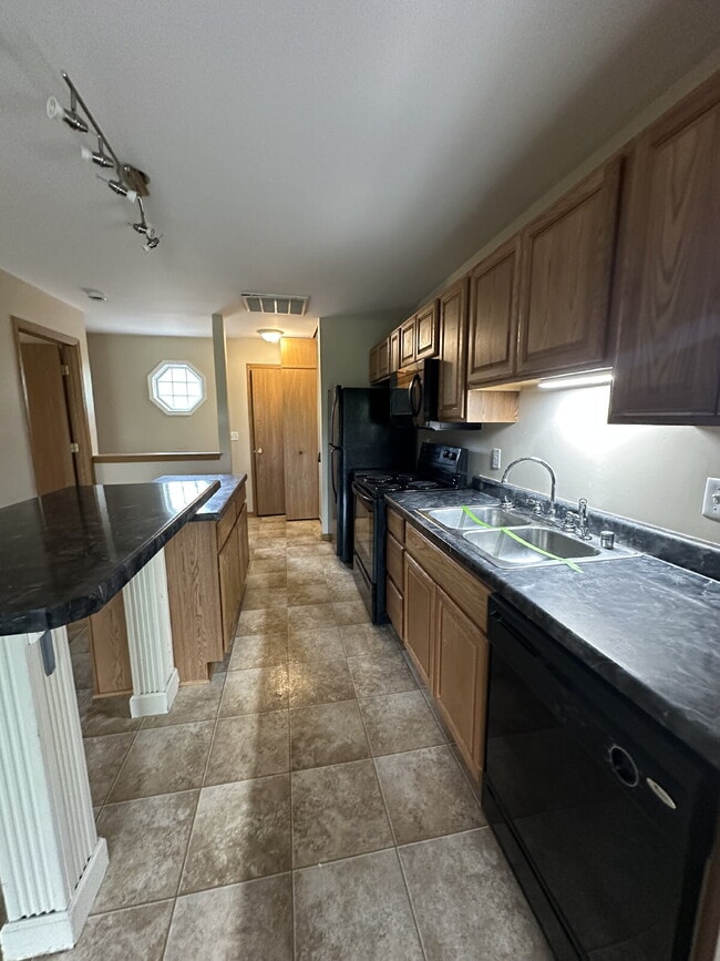 Photo - 1931 Dupont Dr Apartment Unit 201
