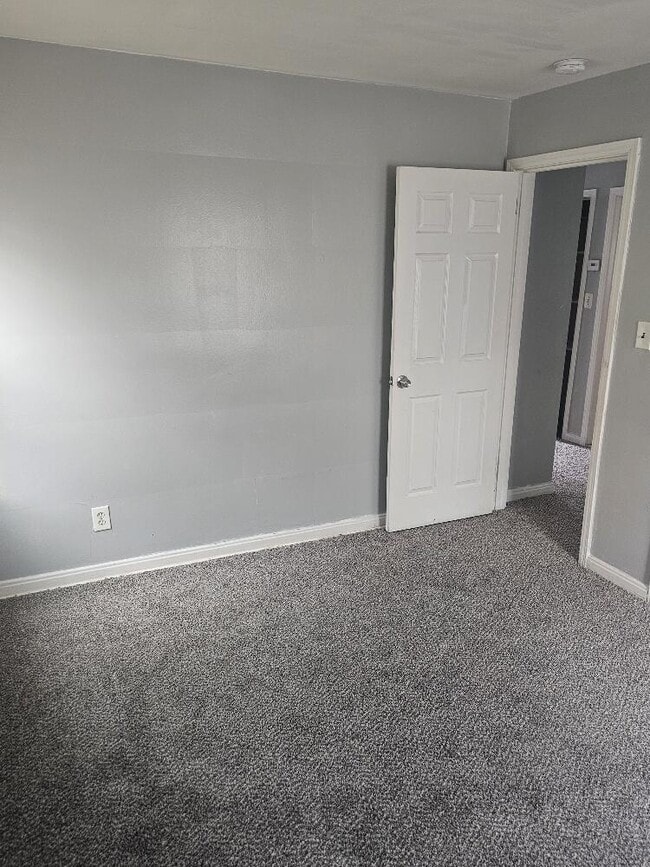 Photo - 12944 Rosemont Ave